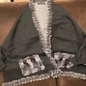 Diomi Knitted Wrap with Fur Trimming